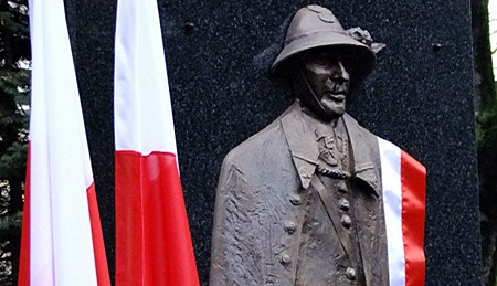Odsłonięto pomnik Narcyza Wiatra