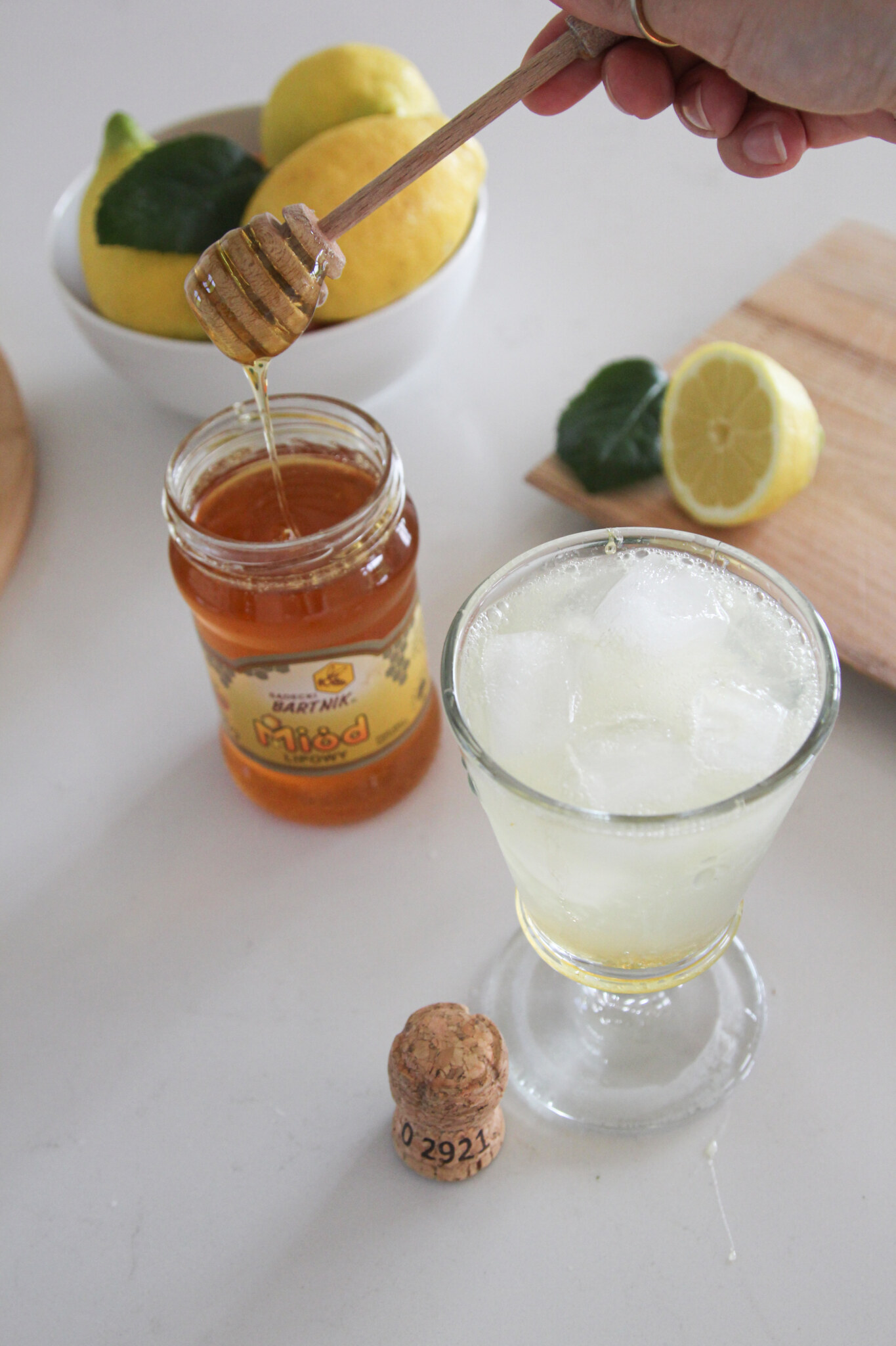 Limoncello Spritz z miodem lipowym