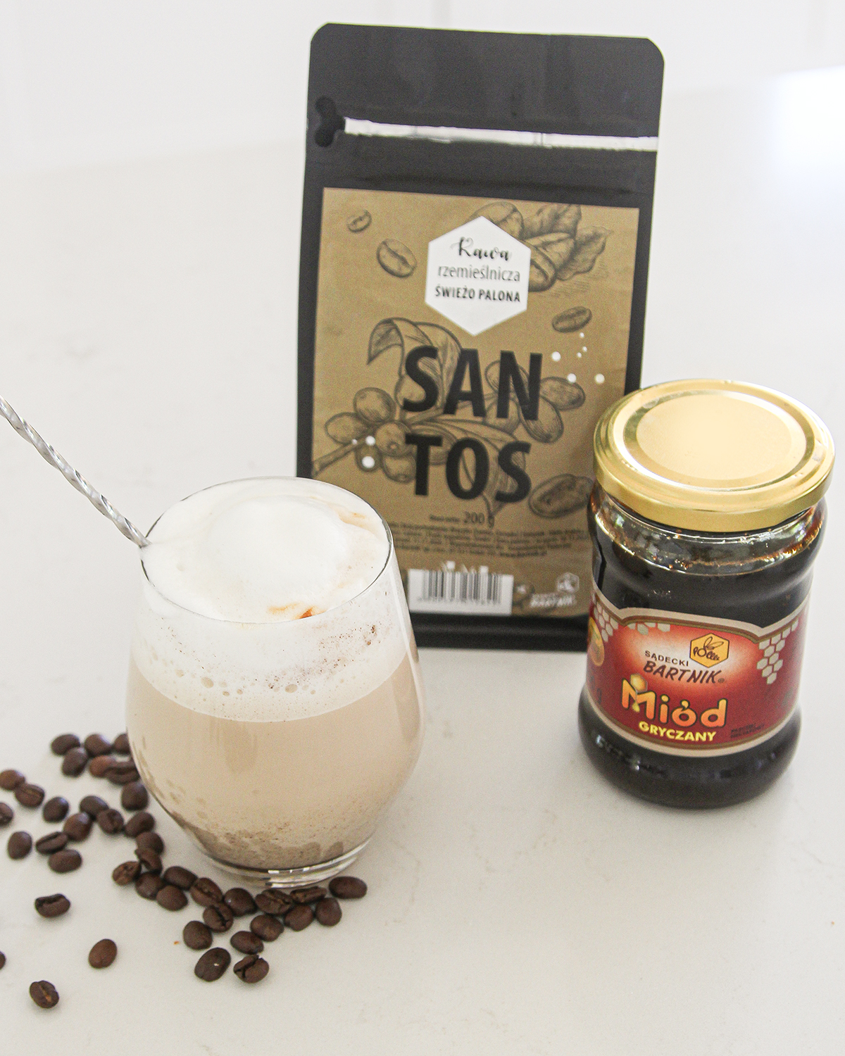 Honey Iced Latte – kawa mrożona z miodem gryczanym