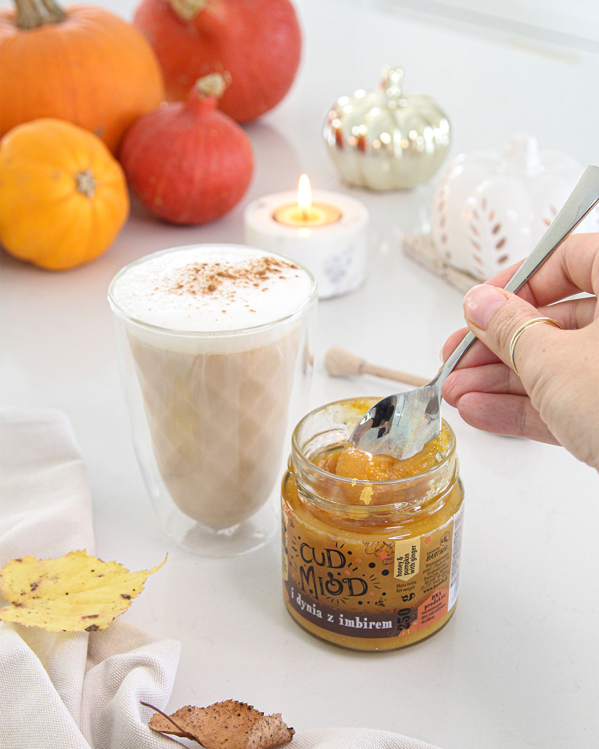 Pumpkin spice latte z miodem z dynią i imbirem