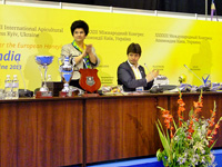 apimondia_2013